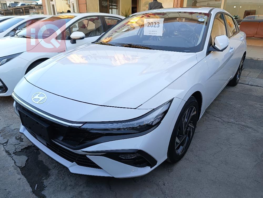 هیوندای ئەلەنترا